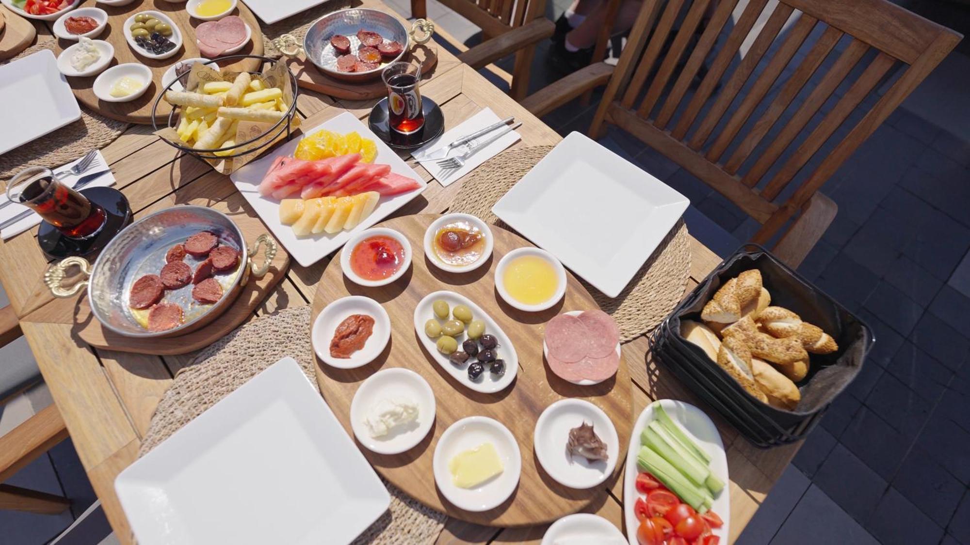 Yasemin Hotel Fethiye Exterior foto